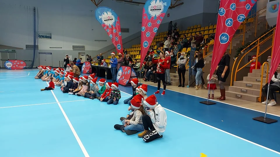 Za nami "Roztańczona zabawa z Mikołajem" / fot. MOSiR Żory 1
