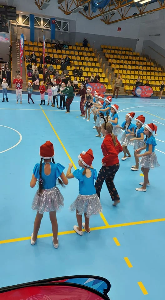 Za nami "Roztańczona zabawa z Mikołajem" / fot. MOSiR Żory 18