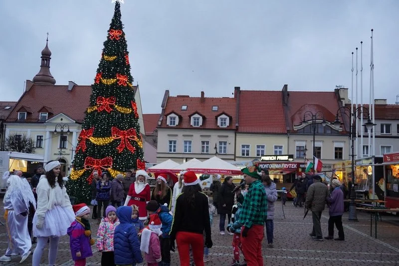 Żorski Rynek tętnił życiem podczas Jarmarku Świątecznego! [ZDJĘCIA]