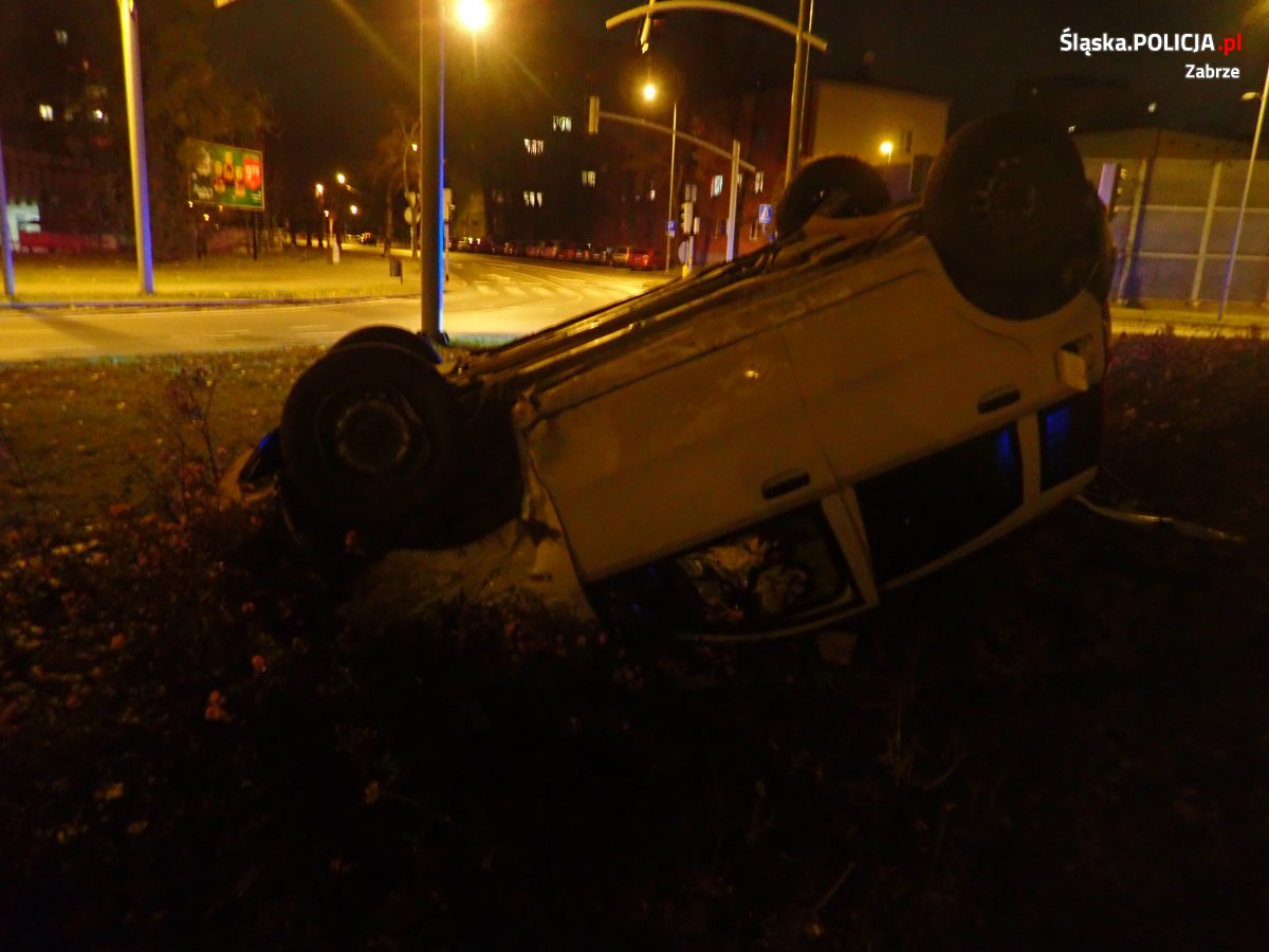 Pijany 39-latek dachował na Rondzie Sybiraków! Mężczyzna miał ponad 2 promile alkoholu