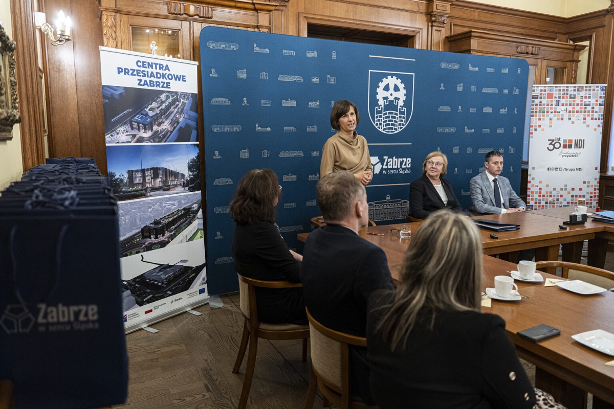 Podpisano umowę na budowę Centrum Przesiadkowego. Jego koszt to prawie 55 mln zł