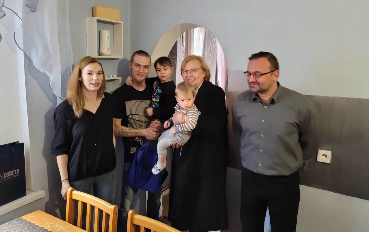 Przedsiębiorca z Zabrza ufundował i zamontował ogrzewanie potrzebującej rodzinie