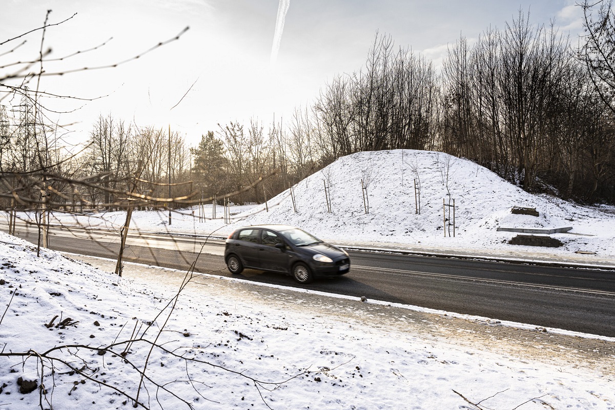 Ulica Mikulczycka po przebudowie. Po starym wiadukcie nie ma już śladu