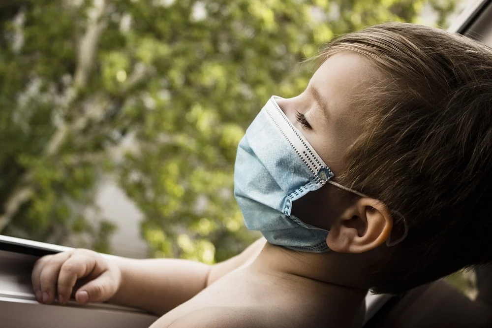Jak epidemia COVID-19 wpłynęła na życie i zdrowie dzieci? Wywiad z dr Moniką Całką