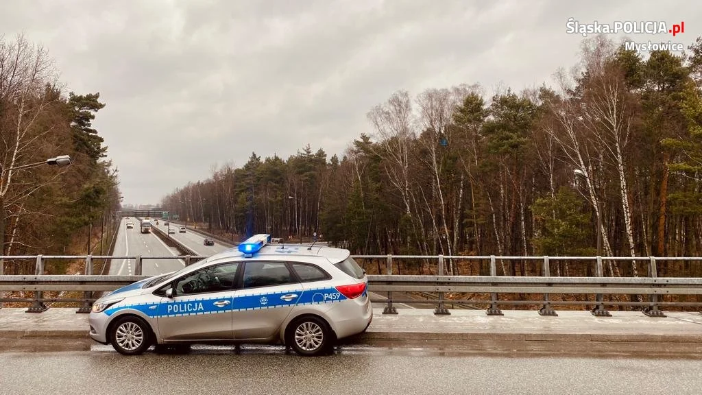 Policjanci kontrolowali odległość między pojazdami na S1