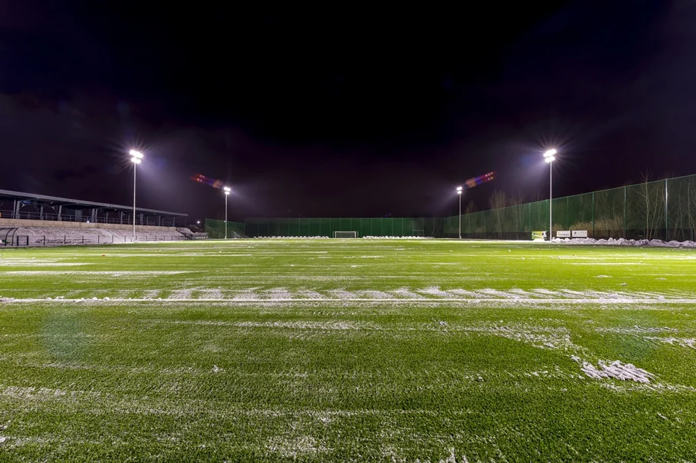 Nowe pełnowymiarowe boisko w Rozbarku oddane do użytku