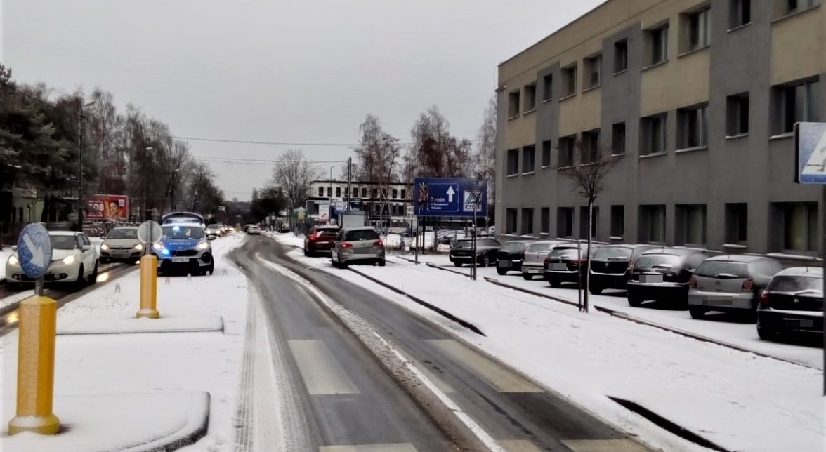 Kolizja na ulicy Wyzwolenia. 28-latka najechała na tył pojazdu