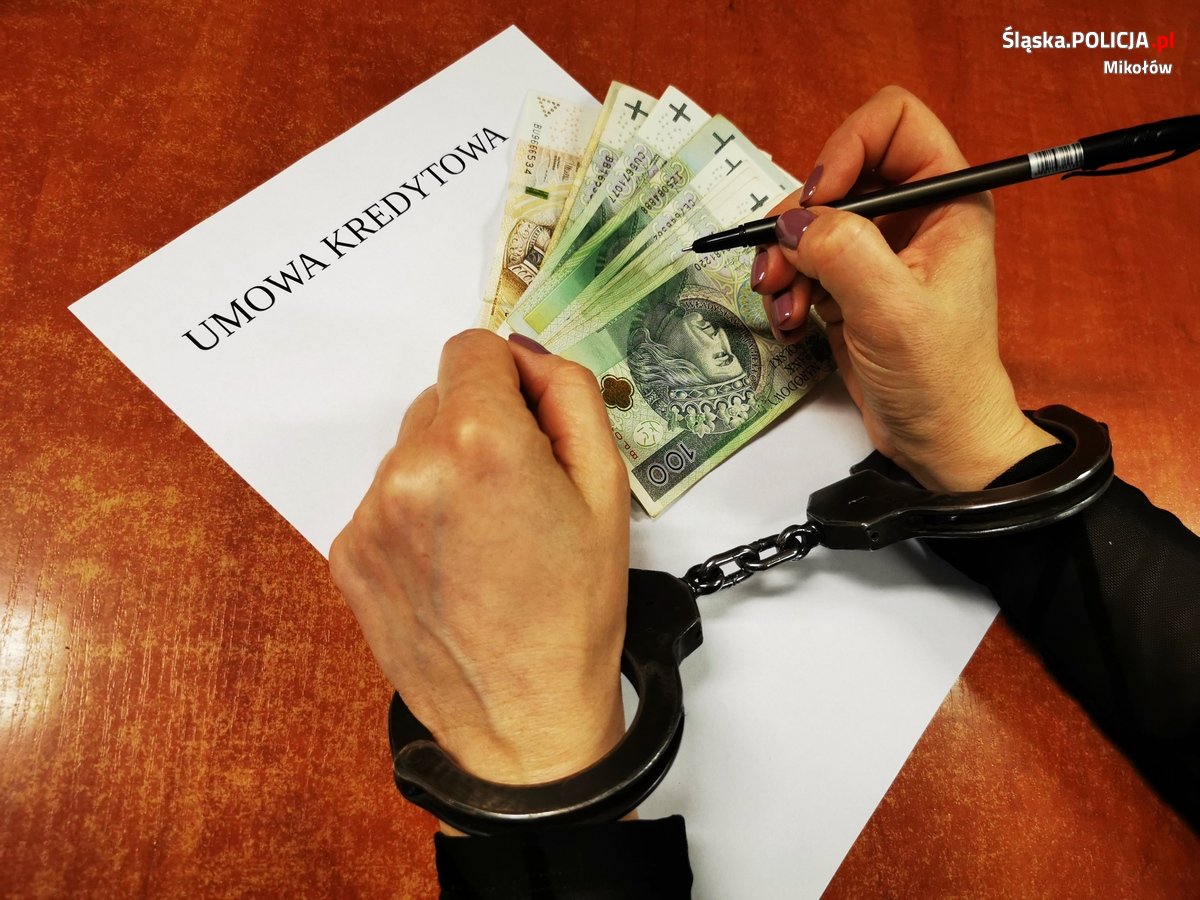 Pośredniczyła w wyłudzeniu kredytów na blisko 200 tysięcy złotych