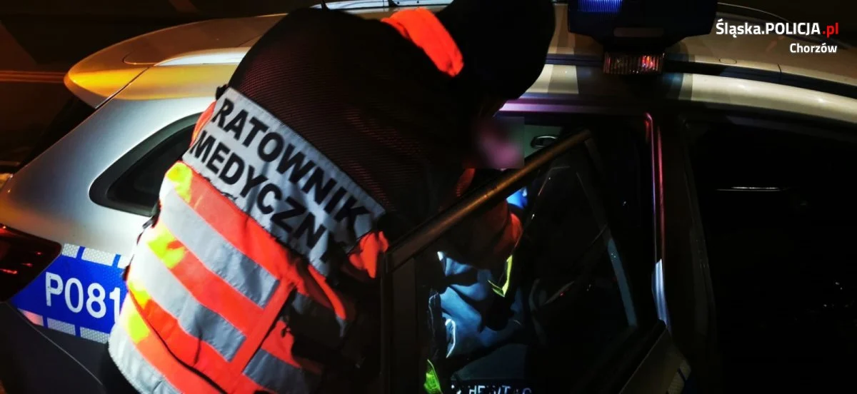 Chorzowscy policjanci w ciągu zaledwie dwóch godzin uratowali dwóch desperatów