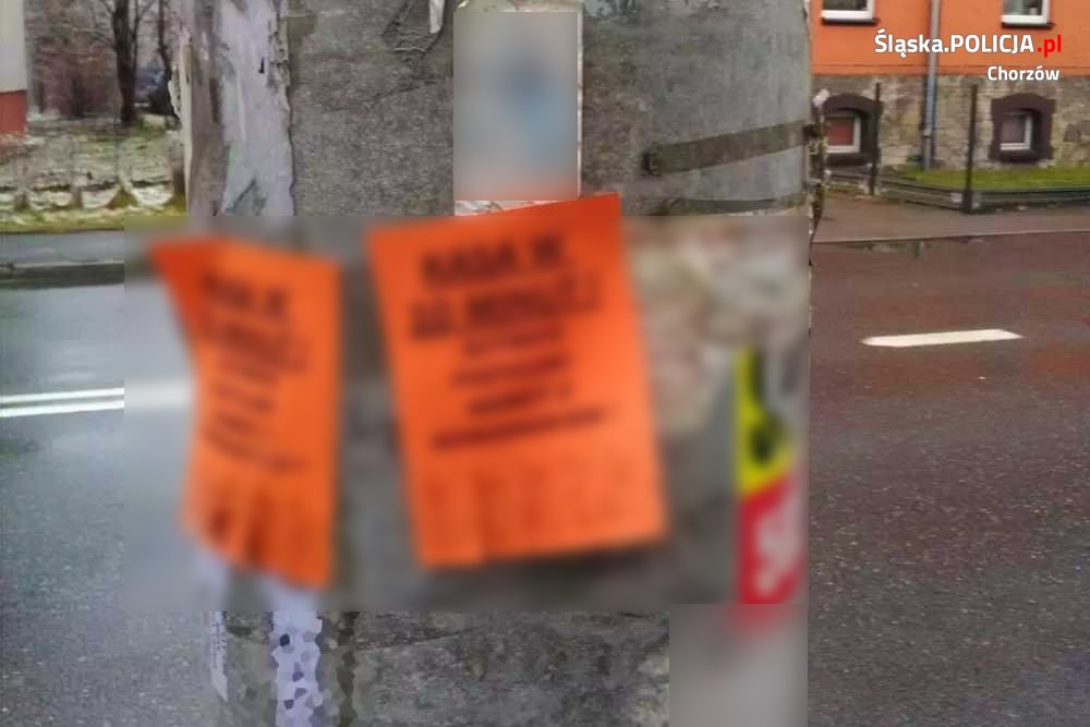 Naklejał ulotki w miejscu do tego nie przeznaczonym. Mężczyzna był poszukiwany