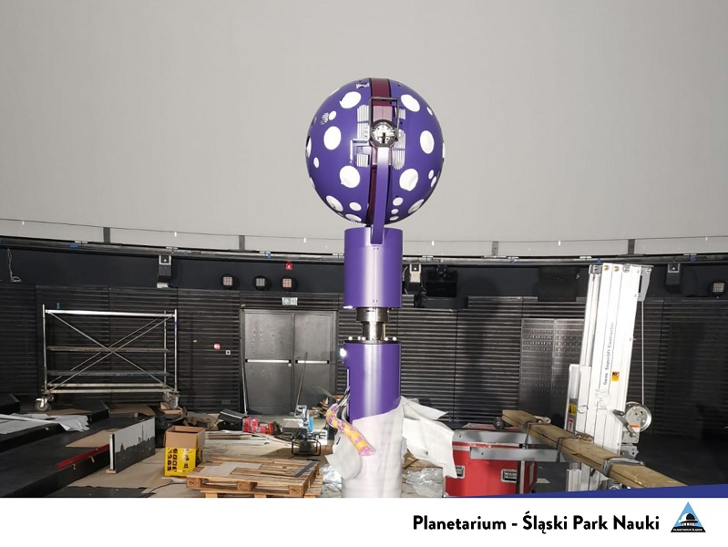 Planetarium Śląskie ma nowy projektor gwiazd!