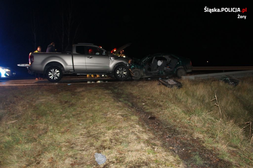 Zderzenie czołowe na obwodnicy miasta. Dwie osoby w szpitalu!