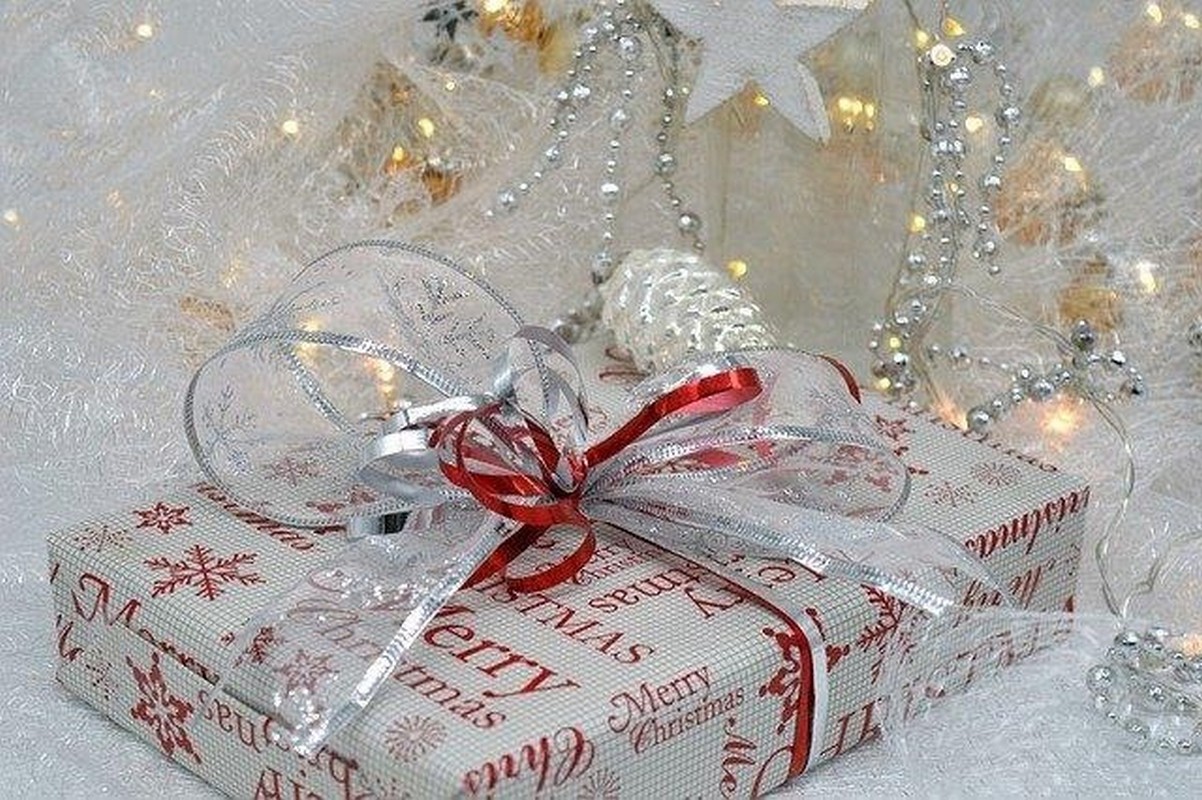 Jak wysłać paczkę na święta?