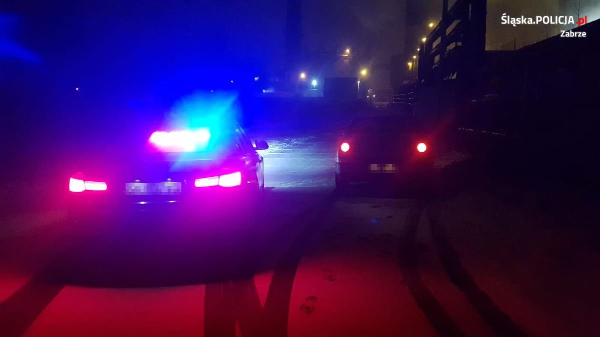 Na oczach grupy SPEED ominął szlaban na przejeździe kolejowym. Słono za to zapłaci!