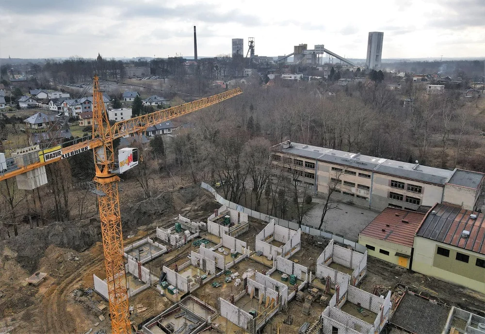 Miasto wstrzymało prace na budowie nowej siedziby Szkoły Podstawowej nr 17 w Bielszowicach
