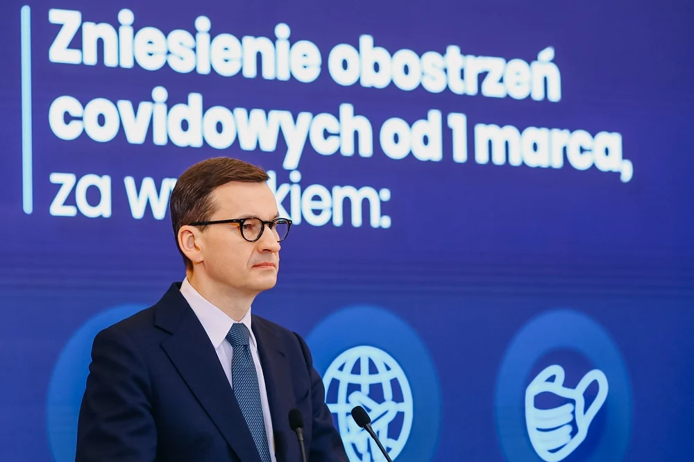 Koronawirus: Od marca łagodniejsze zasady bezpieczeństwa. Sprawdź, co się zmieni!