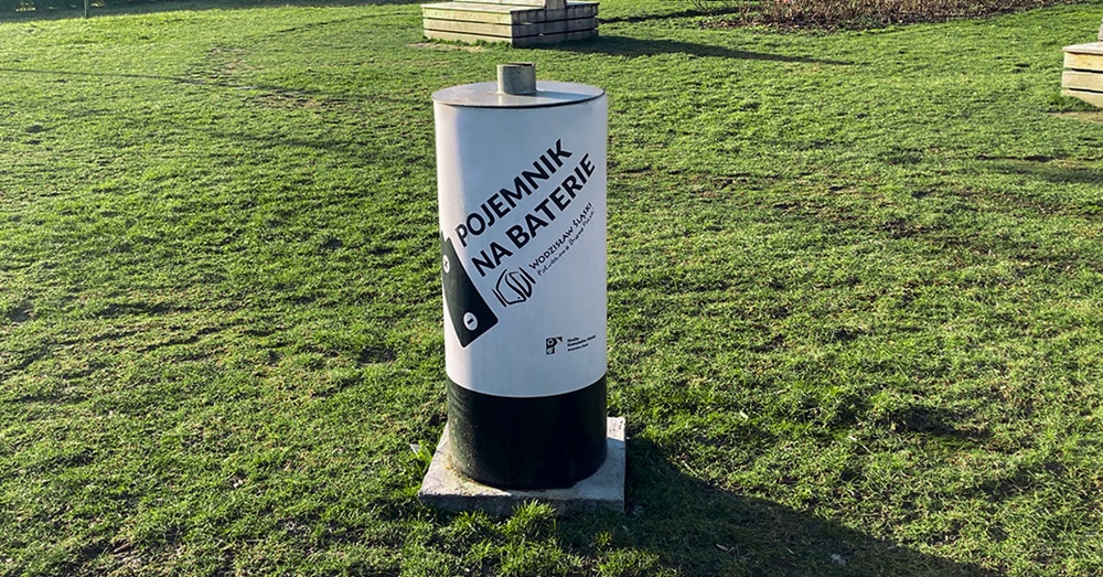 Miejskie pojemniki na zużyte baterie