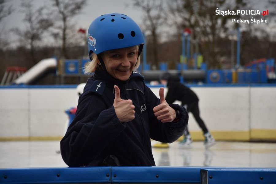 Bezpieczne ferie z piekarskimi policjantami