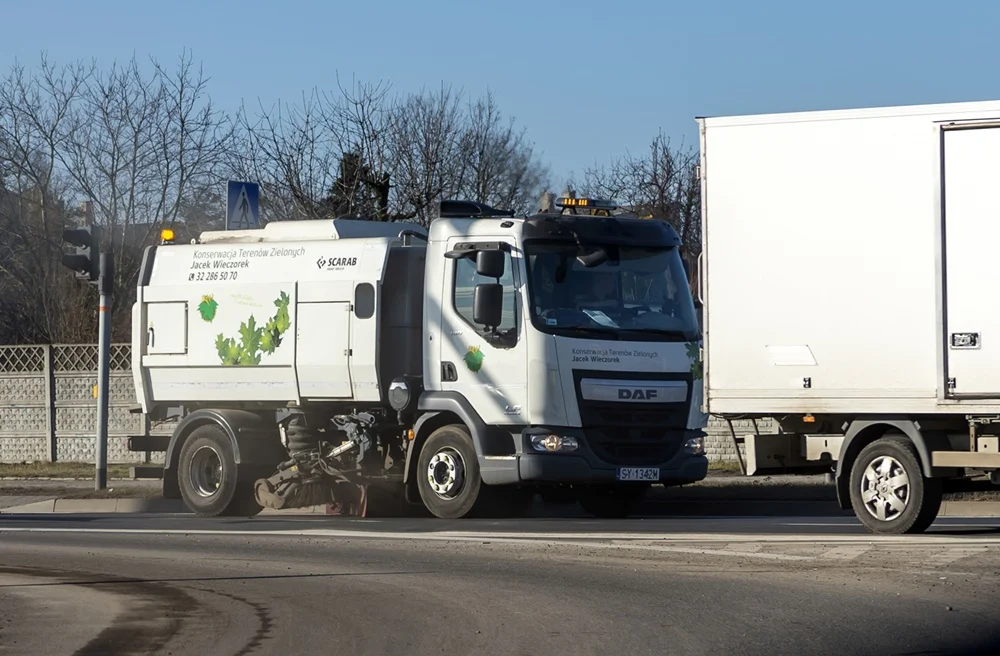 W Bytomiu rozpoczęło się sprzątanie ulic i chodników