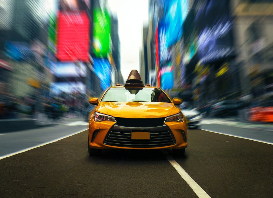 Firmy taksówkarskie z myślą o najmłodszych! Skorzystaj z usługi odwiezienia dziecka