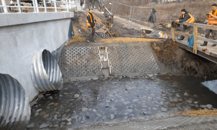 Coraz bliżej końca prac przy moście w Kazimierzu Górniczym