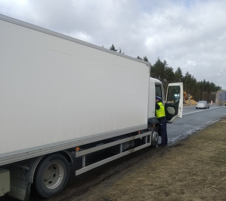 Drogówka z Dąbrowy Górniczej i Sosnowca podczas wspólnych działań "Tachospeed"