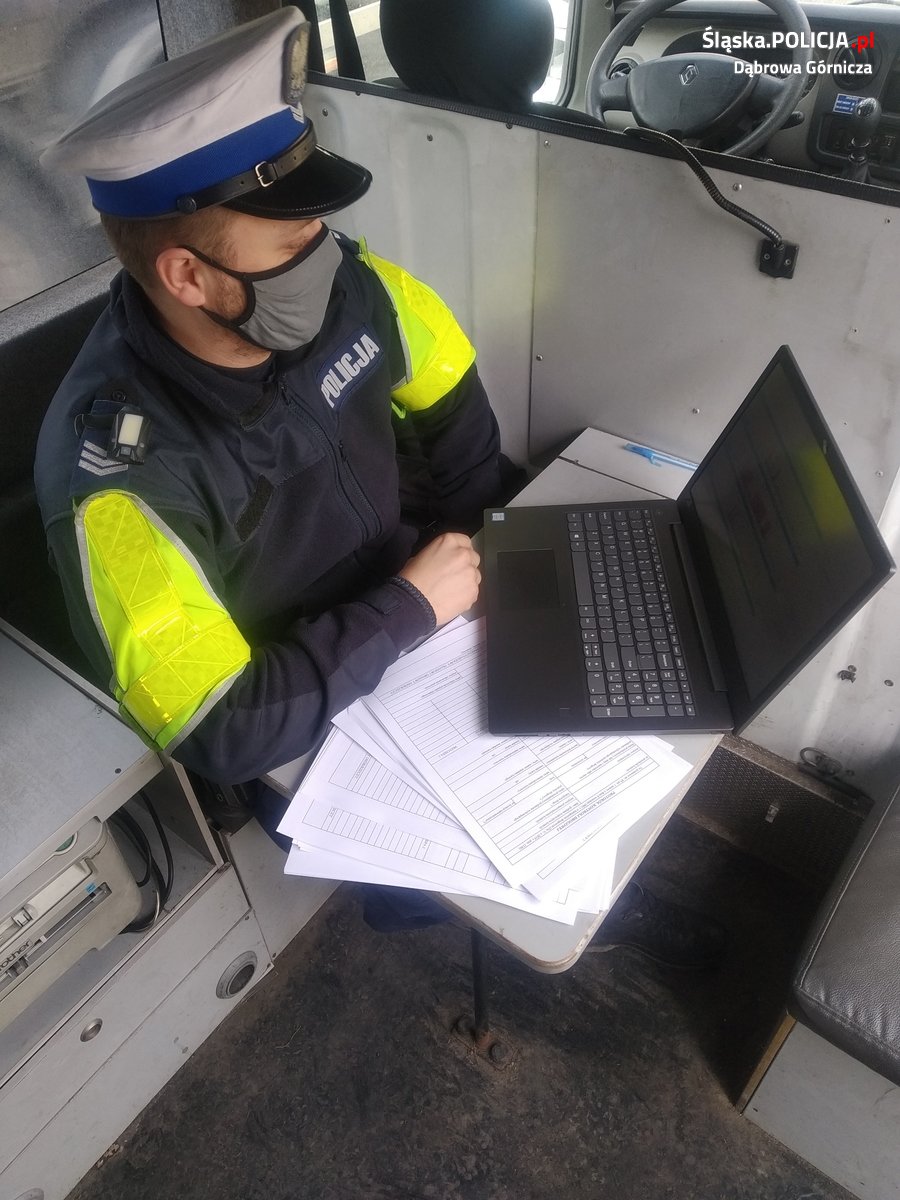 Drogówka z Dąbrowy Górniczej i Sosnowca podczas wspólnych działań "Tachospeed"