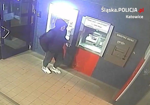 Oszukał metodą na "BLIK". Rozpoznajesz tego mężczyznę?