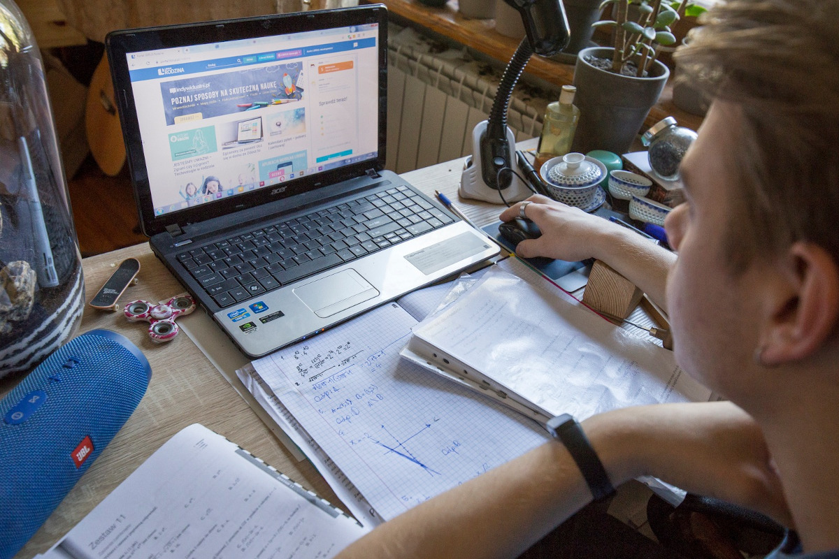 260 tys. zł na dodatkowe wsparcie psychologiczne dla dzieci i młodzieży