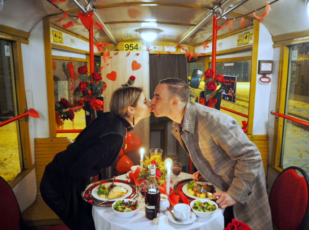 Przejażdżka „Zakochaną Baną” trafiła na licytację WOŚP