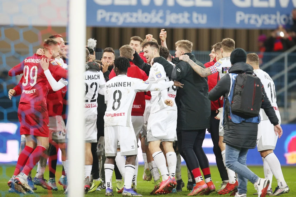 Fortuna Puchar Polski. Górnik Zabrze pokonał Piasta Gliwice 4:2