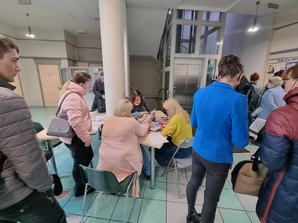 Od dziś obywatele Ukrainy mogą starać się o numer PESEL i Profil Zaufany w całym kraju