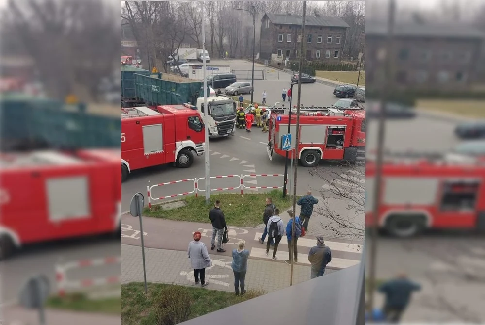 Wypadek na skrzyżowaniu ul. Piastowskiej i Matejki. Droga jest zablokowana