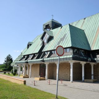 Bykowina - Kościół pw. św. Barbary