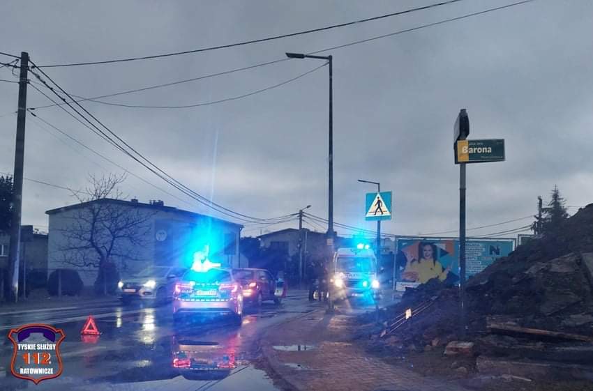 Potrącenie na przejściu dla pieszych. Policjanci apelują o ostrożność