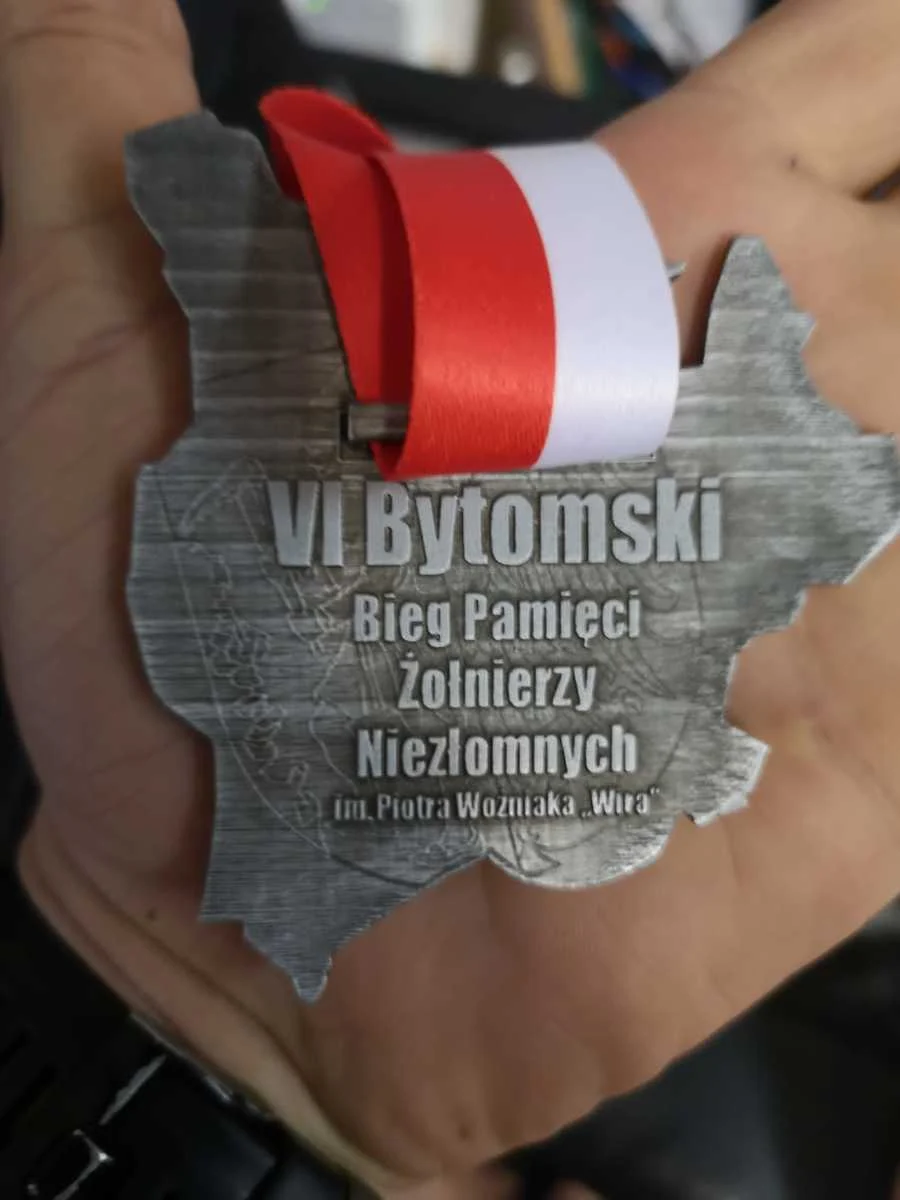 Siemianowiccy policjanci wzięli udział w VI Bytomskim Biegu Pamięci Żołnierzy Niezłomnych