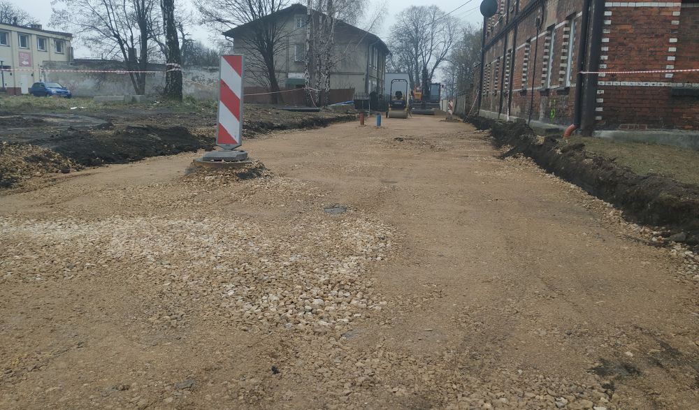 Trwają prace przy ul. Powstańców Warszawskich
