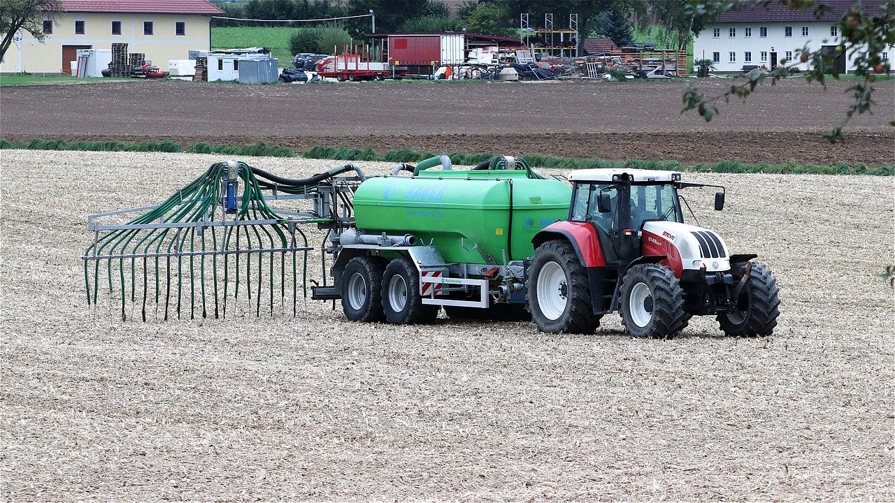 Co oznaczają kolory dysz w opryskiwaczu?