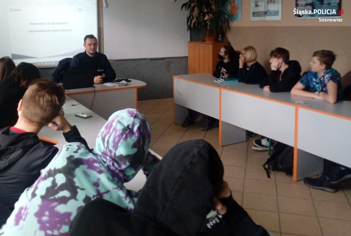 Kolejne spotkania sosnowieckich profilaktyków z młodzieżą