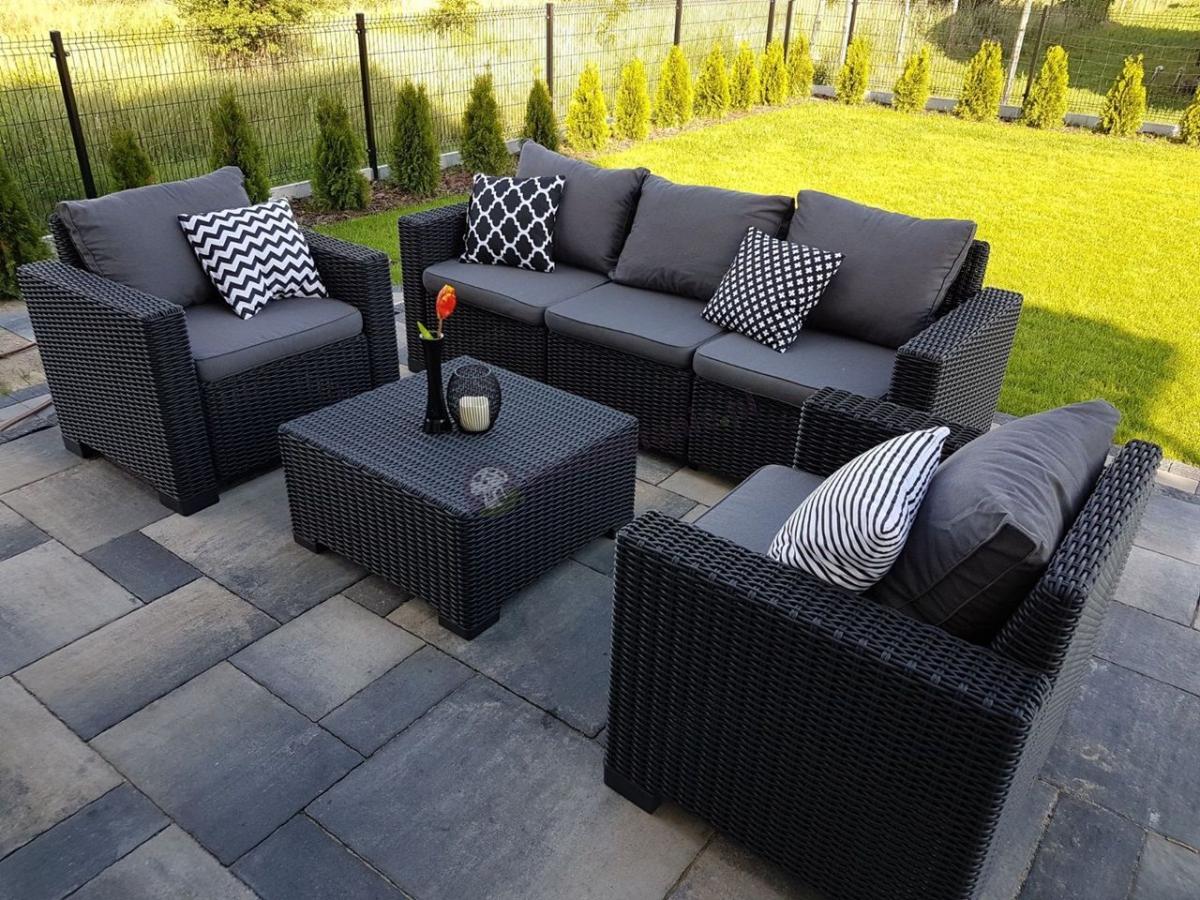 Jak urządzić balkon lub taras do pracy zdalnej?