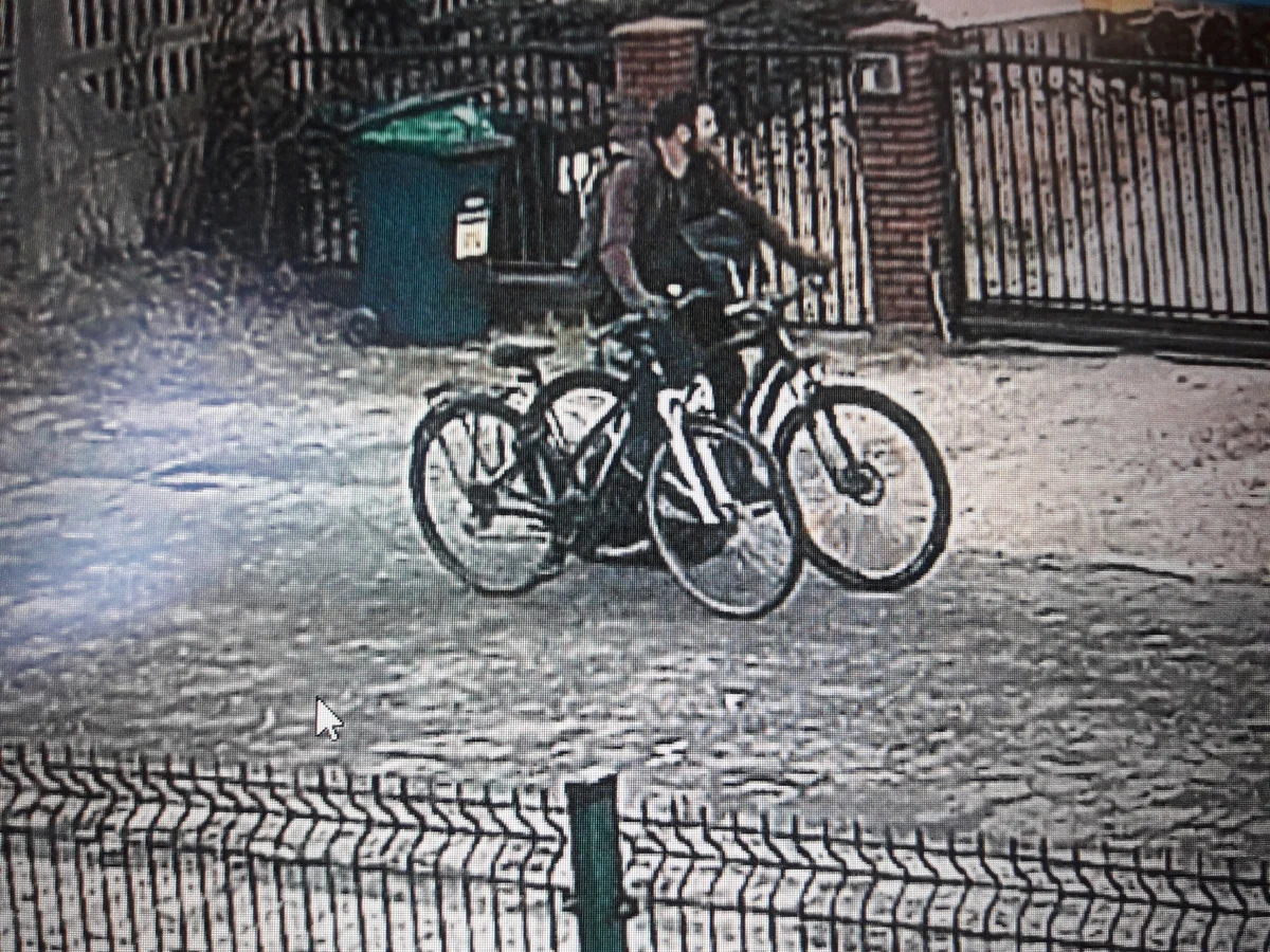 Ukradł rowery i sprzęt za prawie 9 tys. zł! Rozpoznajesz go?