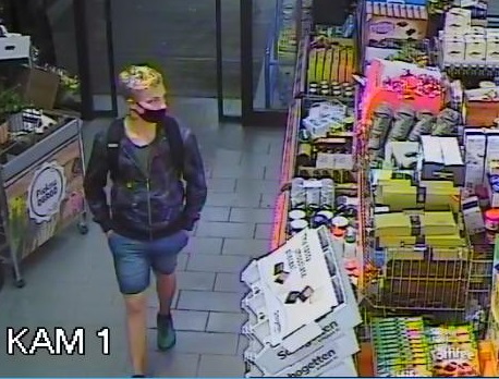 Wizerunek mężczyzny podejrzewanego o przywłaszczenie telefonu