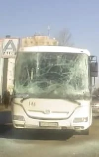Autobus wjechał w ciężarówkę! Groźna kolizja w Chorzowie Batorym