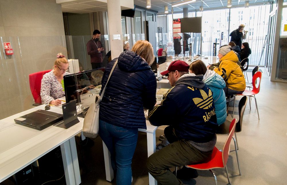 Od dziś obywatele Ukrainy mogą starać się o numer PESEL i Profil Zaufany