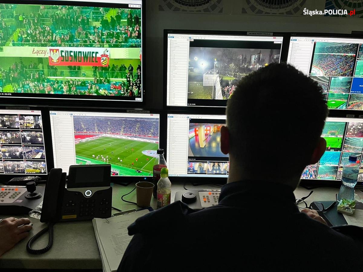 Policjanci podsumowali mecz Polska - Szwecja. Spotkanie przebiegło w sportowej atmosferze