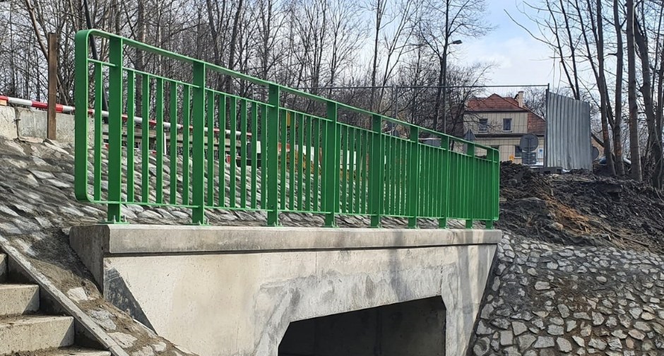 Już niedługo koniec utrudnień w Kończycach. Trwają prace wykończeniowe