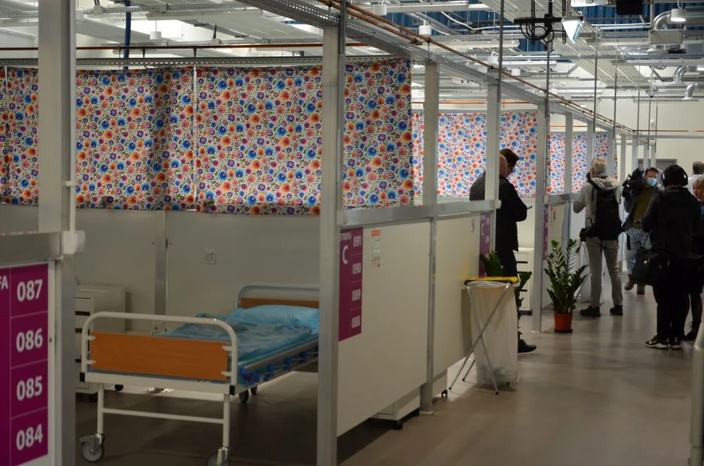 Szpital tymczasowy w Pyrzowicach przekształcony w hotel dla uchodźców z Ukrainy