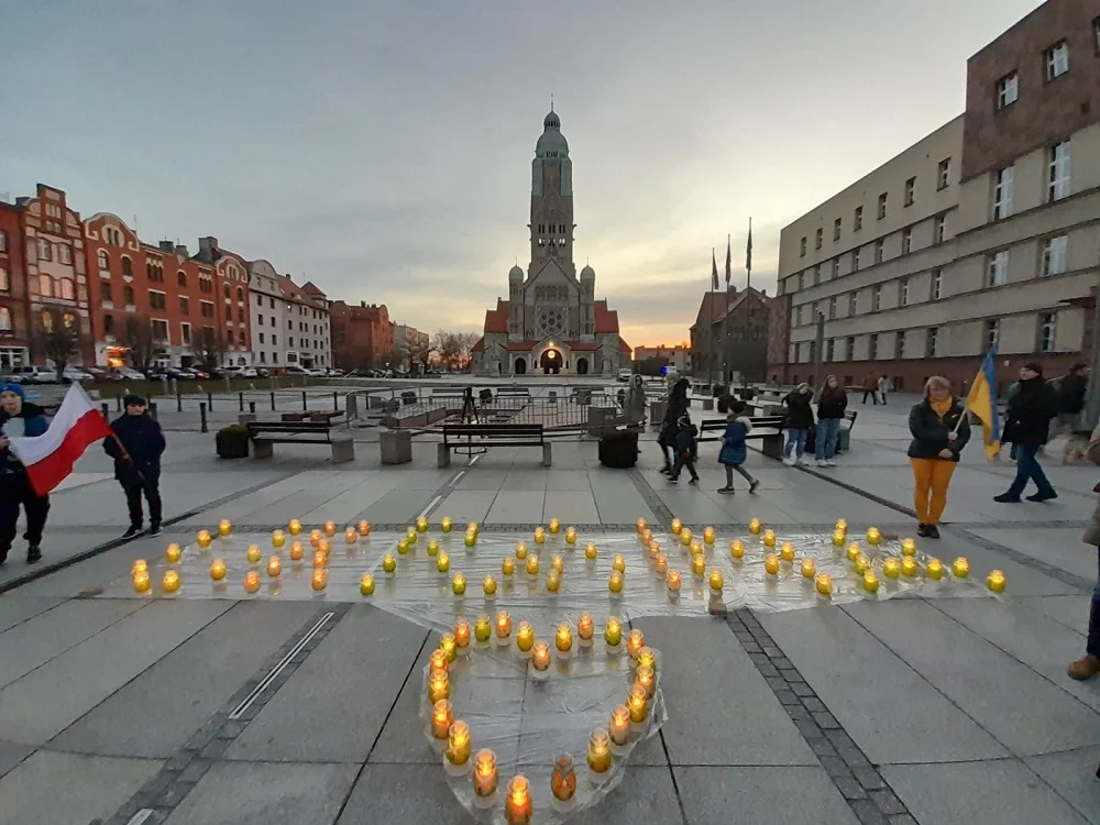 Mieszkańcy Rudy Śląskiej uczcili pamięć ofiar rosyjskiej napaści na Ukrainę