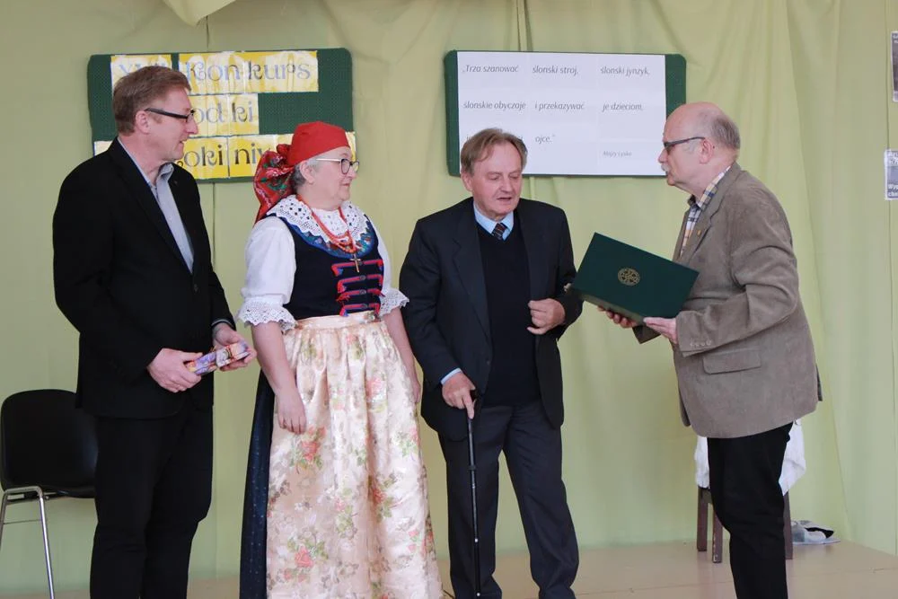 XVII Międzyszkolny Konkurs Godki "Ślonzoki niy gynsi" w SP 22