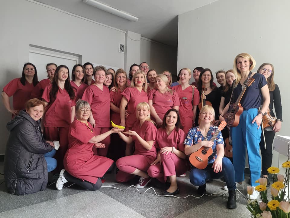 Koncert gospel w rudzkim szpitalu. W roli wykonawców - personel!